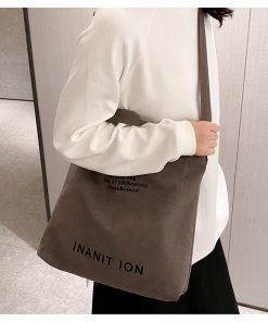 BU 007 Shoulder bag