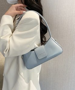 L046 Shoulder bag