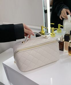 ce 00214 Shoulder bag