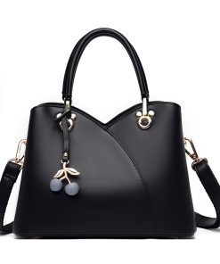 G235882 Handbag