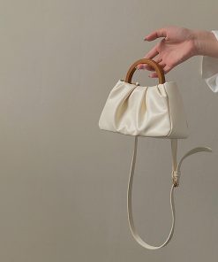 Y002483 Shoulder bag