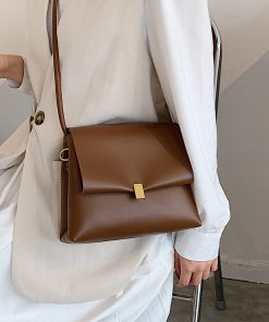 V00245Shoulder bag